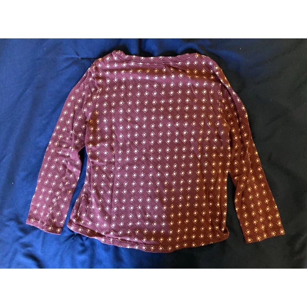 4T Old Navy girl clothes - 1 piece long sleeved shirt | solid dotted theme